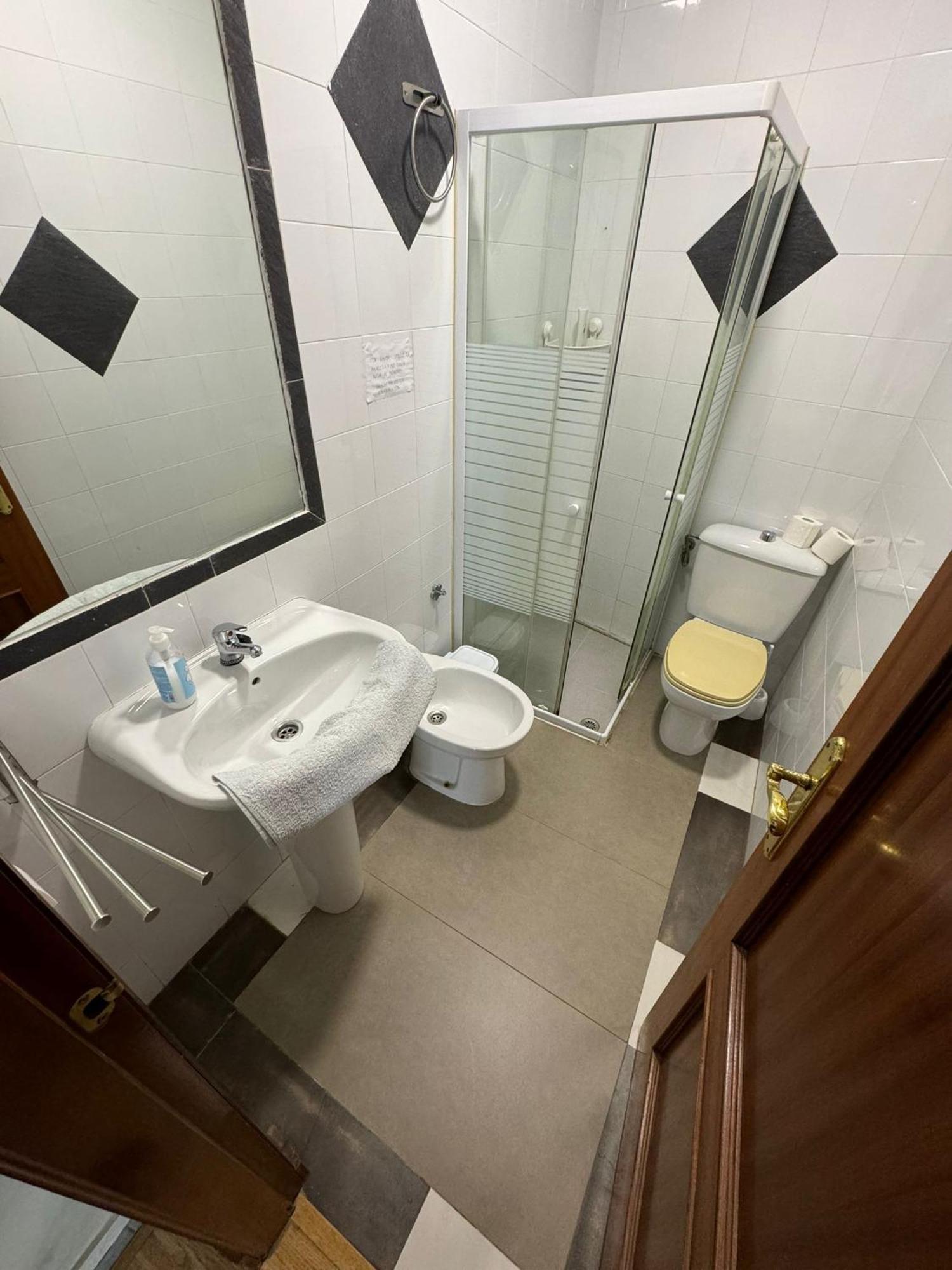 Apartamentos Porvera Jerez Jerez de la Frontera Esterno foto