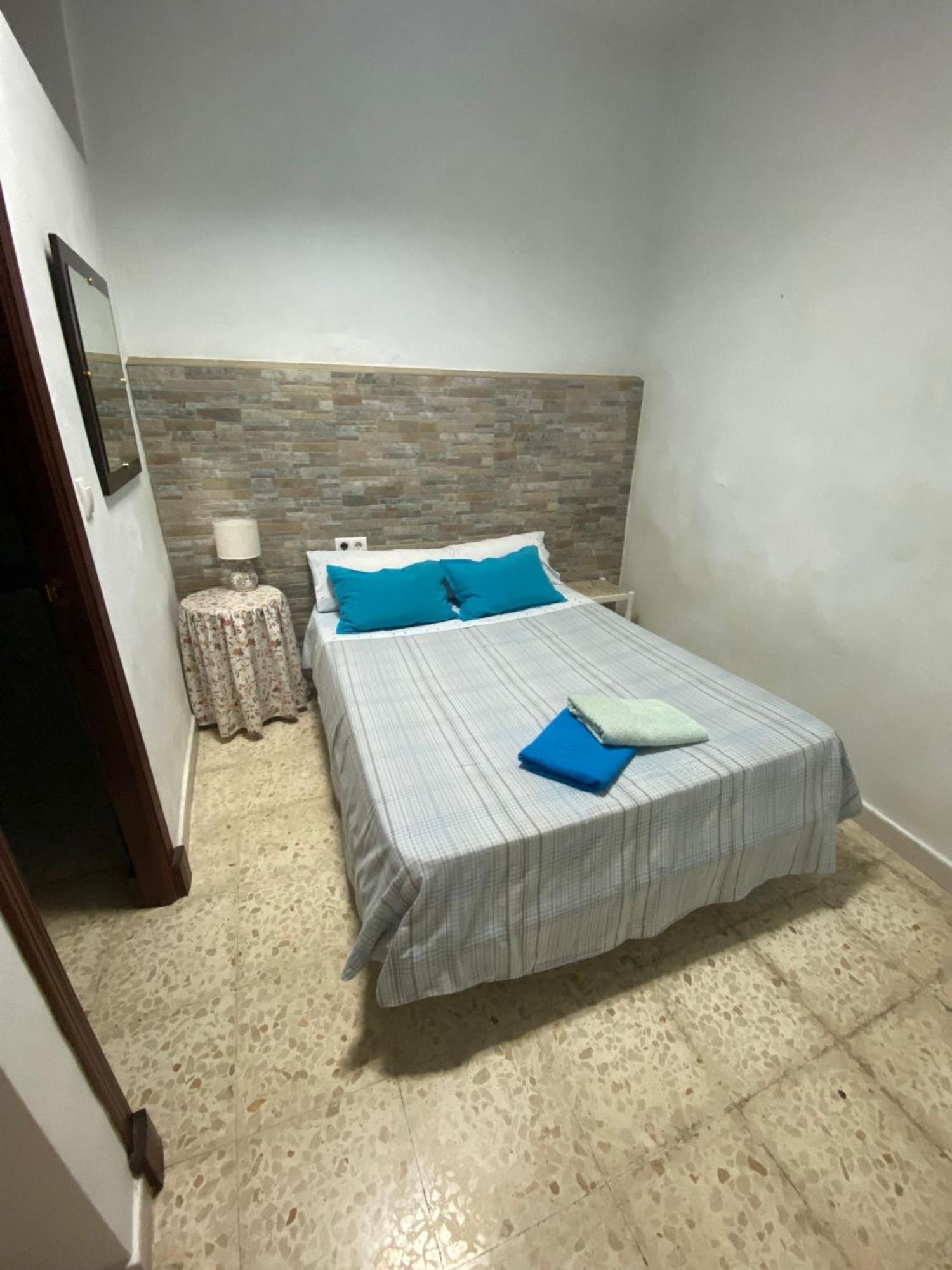 Apartamentos Porvera Jerez Jerez de la Frontera Esterno foto