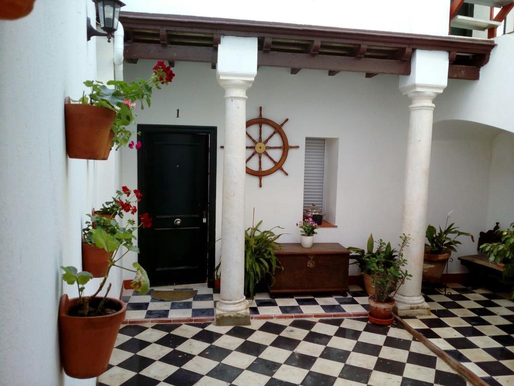 Apartamentos Porvera Jerez Jerez de la Frontera Esterno foto