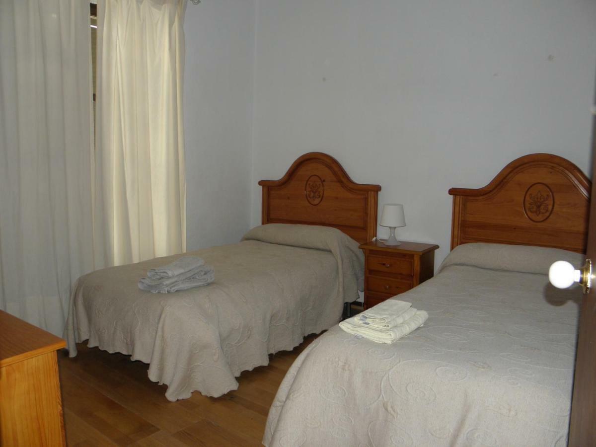 Apartamentos Porvera Jerez Jerez de la Frontera Esterno foto